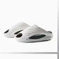 Men's Sports Slippers with thick non -slip soles for interior and exterior