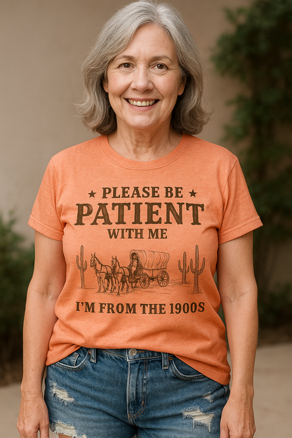 👕I'M From 1900S✨ Women's Vintage Letter Print Round Neck Tee